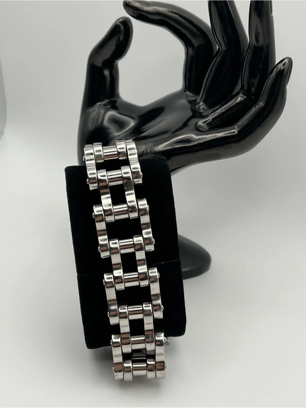 Men's Heavy Stainless Steel Motorcycle Chain Link Bracelet